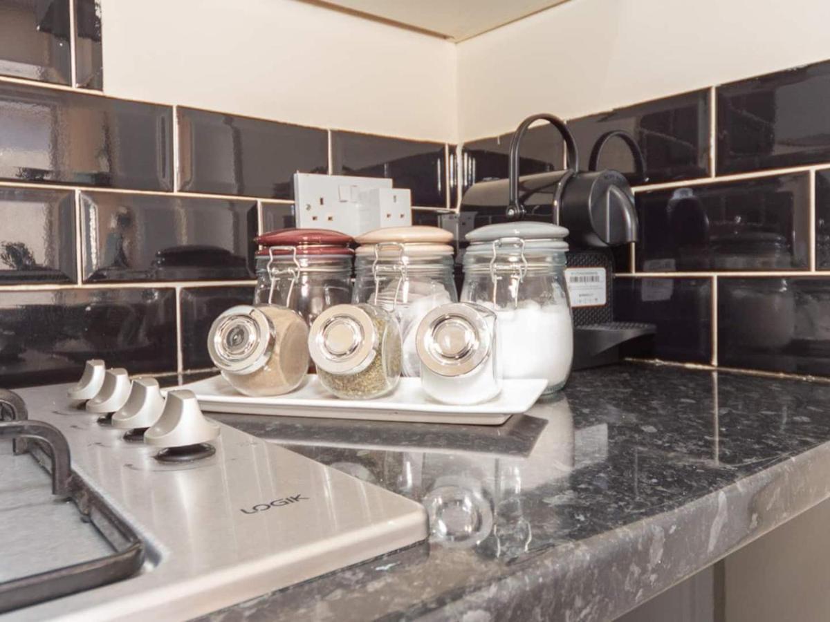 Bellaliving 2 Bedroom Apartment - Luton Luton  Kültér fotó